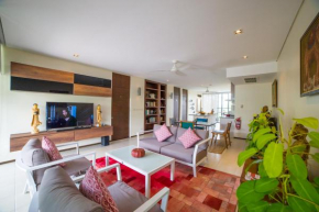 Tastefully Decorated 2 BR Penthouse